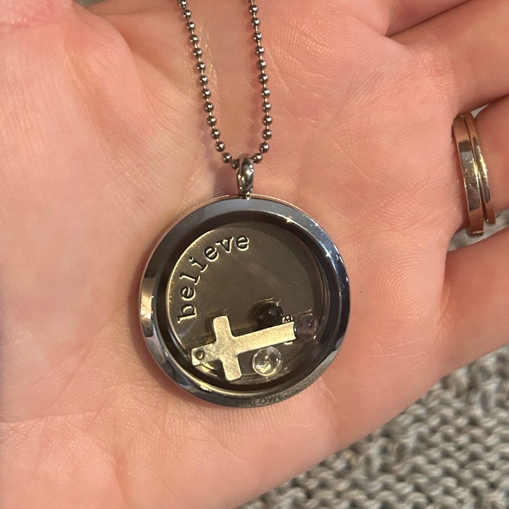 Hand Crafted Believe Floating Locket